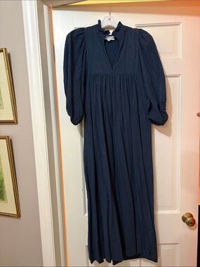 Navy Maxi Dress with Puff Sleeves and V-Neck